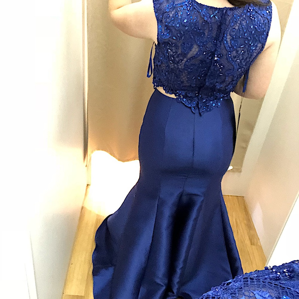 Prom Dress - Picture 3 of 3